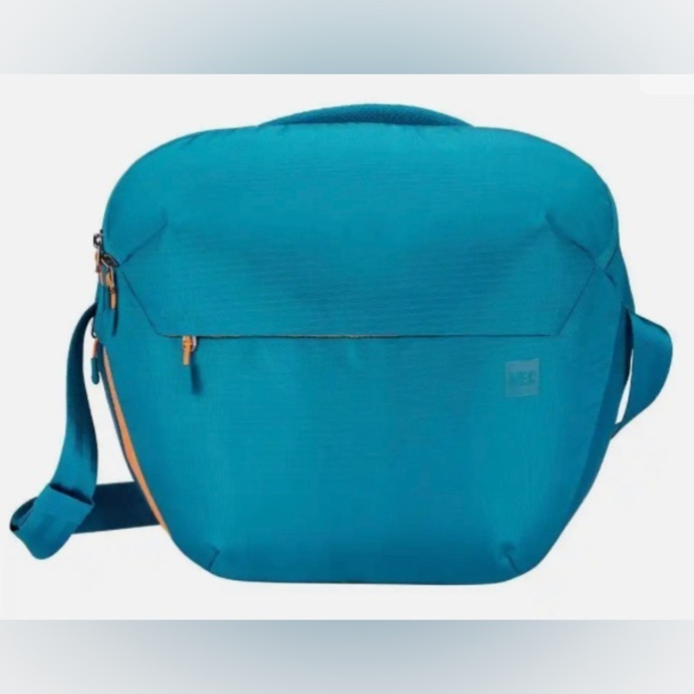 MEC Stratis Messenger Shoulder Bag 13L Unisex laptop backpack daypack waist